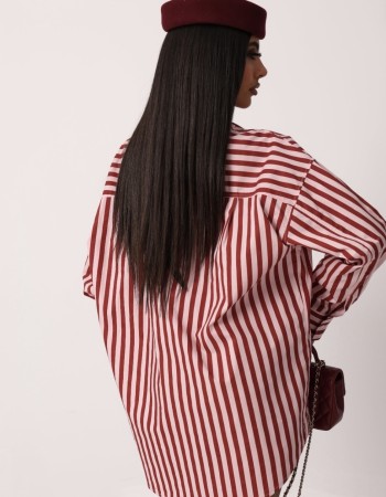 Ριγέ πουκαμισοφόρεμα με γραβάτα, από 100% βαμβάκι. Άνετη εφαρμογή και κομψό, statement στυλ για κάθε στιγμή.