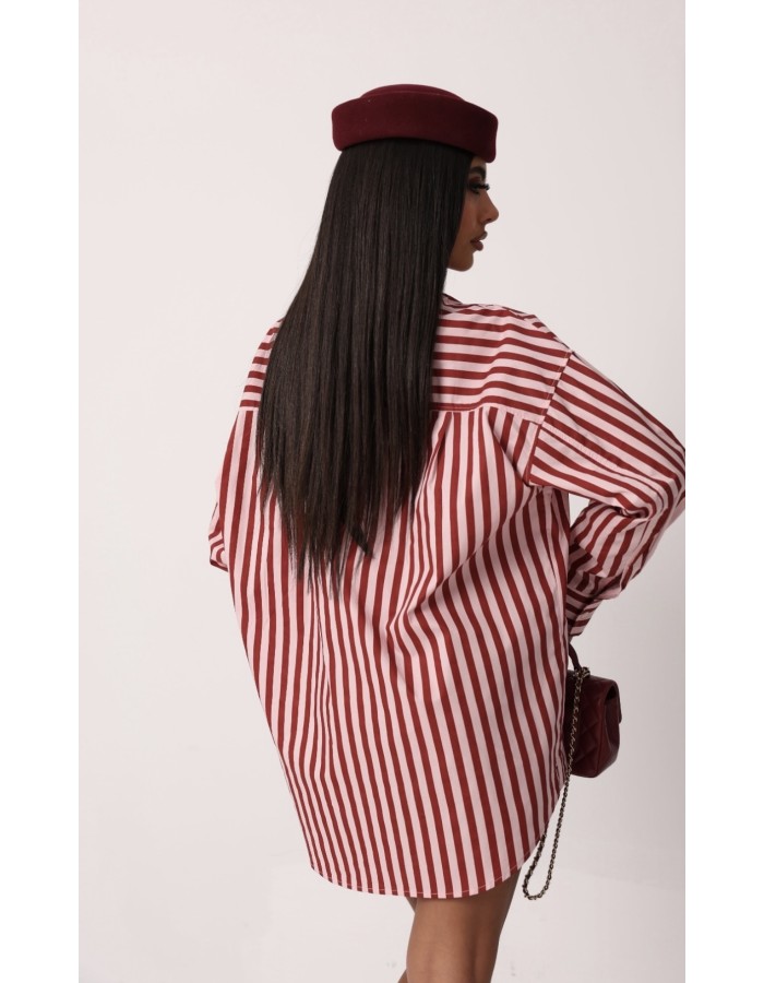 Ριγέ πουκαμισοφόρεμα με γραβάτα, από 100% βαμβάκι. Άνετη εφαρμογή και κομψό, statement στυλ για κάθε στιγμή.