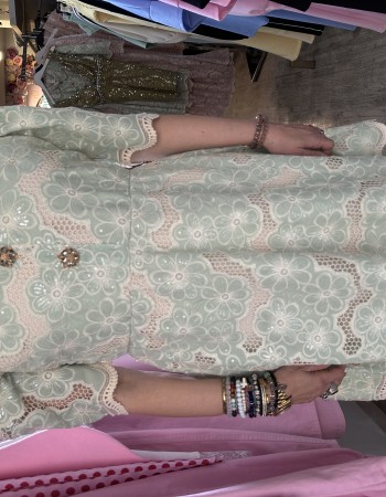 BRIGGITE μοναστηριακό κοντό 