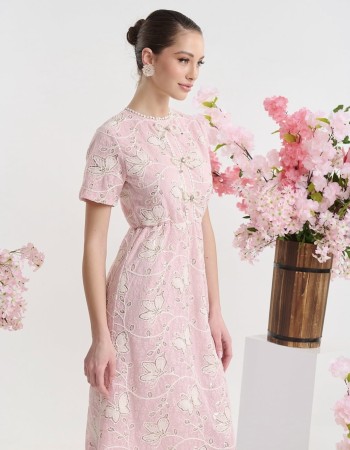 ΦΟΡΕΜΑ ΜΕ ΔΑΝΤΕΛΑ ΠΕΤΑΛΟΥΔΑ ΚΑΙ ΔΙΑΚΟΣΜΗΤΙΚΟΥΣ ΦΙΟΓΚΟΥΣ ΚΟΝΤΟΜΑΝΙΚΟ ΜΑΞΙ  ΕΧΕΙ ΦΕΡΜΟΥΑΡ ΣΤΟ ΠΙΣΩ ΜΕΡΟΣ  ΤΡΟΠΟΣ ΠΛΥΣΙΜΑΤΟΣ 